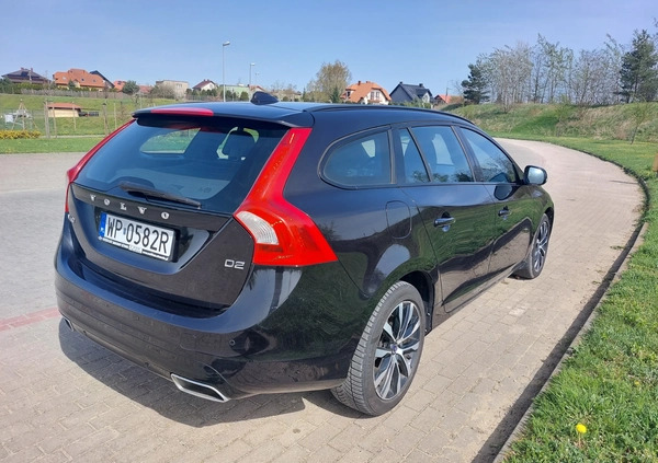 Volvo V60 cena 47900 przebieg: 251890, rok produkcji 2018 z Kęty małe 67